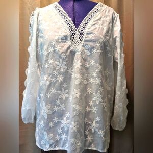 Just Fashion Now women's Summery blouse